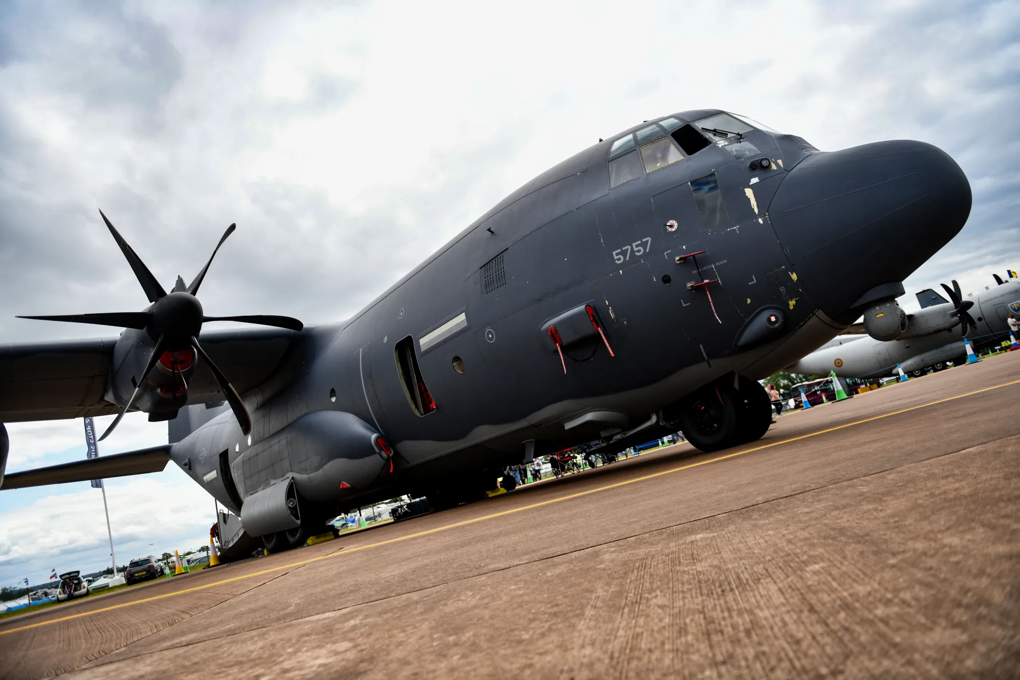 美国空军MC-130J Commando II战术运输机