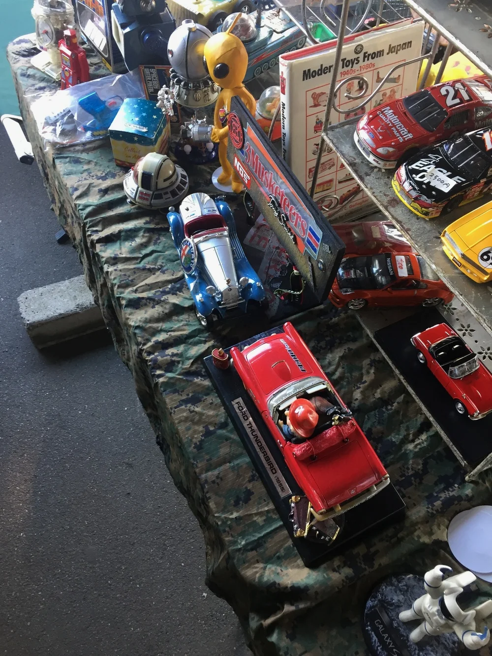 铁皮玩具车