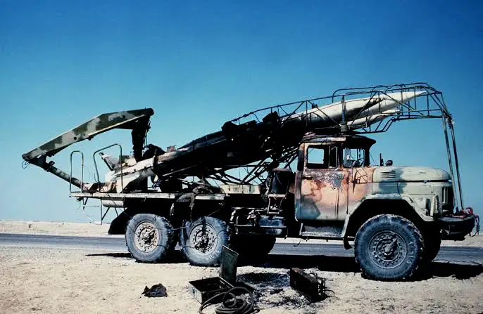 在伊拉克被摧毁的短程导弹运载型ZIL-131