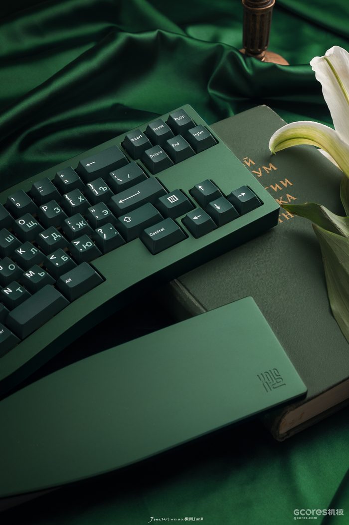 客制化键盘丨购买观望:剪叉新结构以及多款套件简评 客制化键盘丨购买观望:剪叉新结构以及多款套件简评