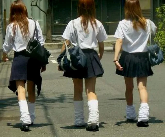 泡泡袜