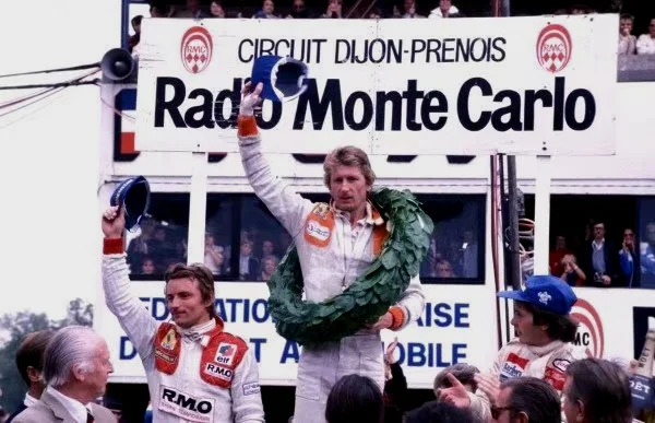 夺冠的车手名叫Jean-Pierre Jabouille同时也是车队工程师，季军是他队友René Arnoux。亚军为法拉利车队的维伦纽夫，