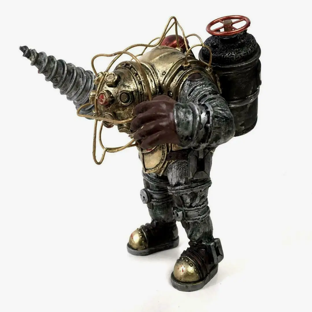 修复后的大老爹小雕像
（网址：https://www.worthpoint.com/worthopedia/bioshock-big-daddy-statue-2007-1783540388）