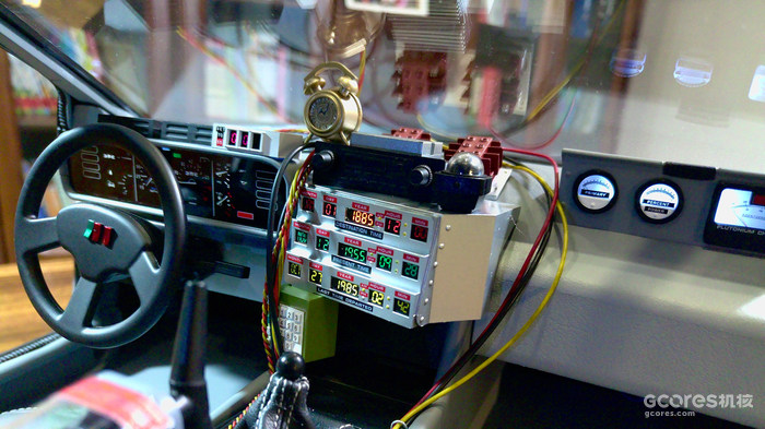 最经典的时光机归来,超大的1:6载具!HotToys《回到未来2》德罗宁时光车 最经典的时光机归来,超大的1:6载具!HotToys《回到未来2》德罗宁时光车