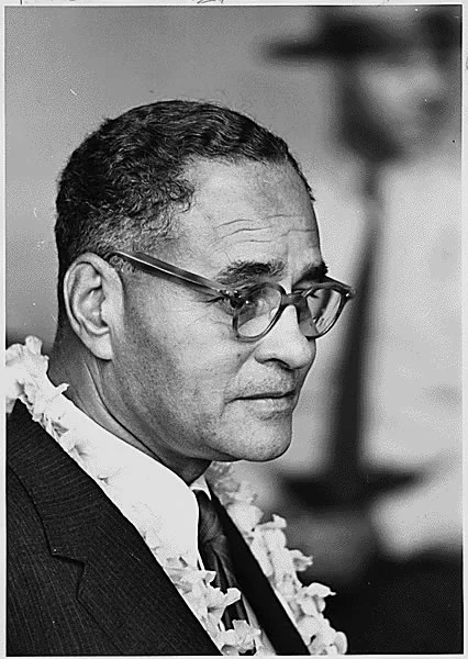拉尔夫·本奇 1950年曾因调停阿以巴勒斯坦争端而获得诺贝尔和平奖