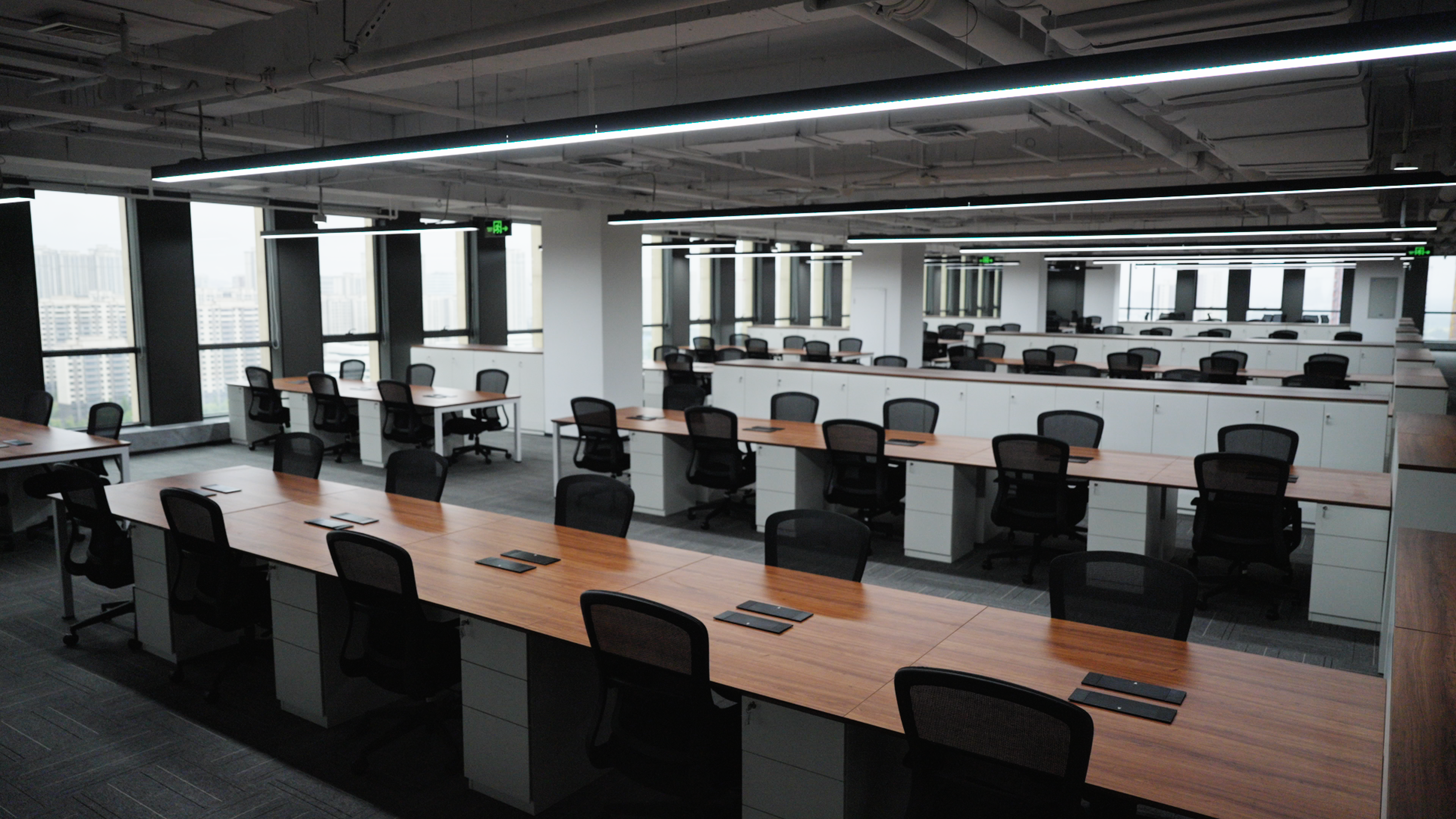 孵化器办公区域