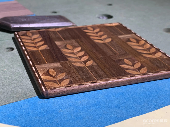 100/5 大麦
最近成都退林还耕,出现了很多大麦田。
夏天到了我就要像小时候那样去烤麦穗吃。