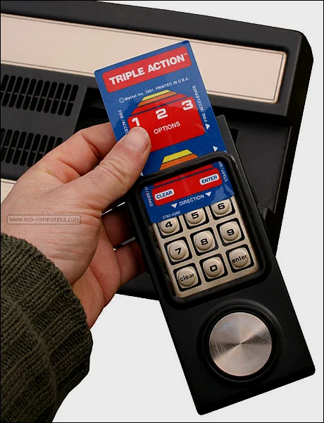 如果要将数字按键转为游戏功能键 需要插入对应游戏卡