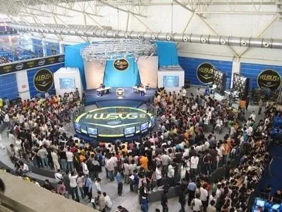 2007年5月1日，世界上第一個結合多項電子競技賽事的電腦及電視遊戲比賽World Series of Video Games ( WSVG )在武漢光谷舉行