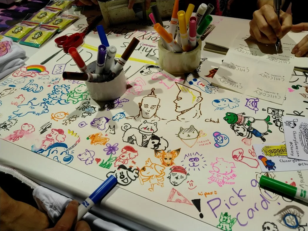 展区可以随便画画
现场制作卡片，已经发完了