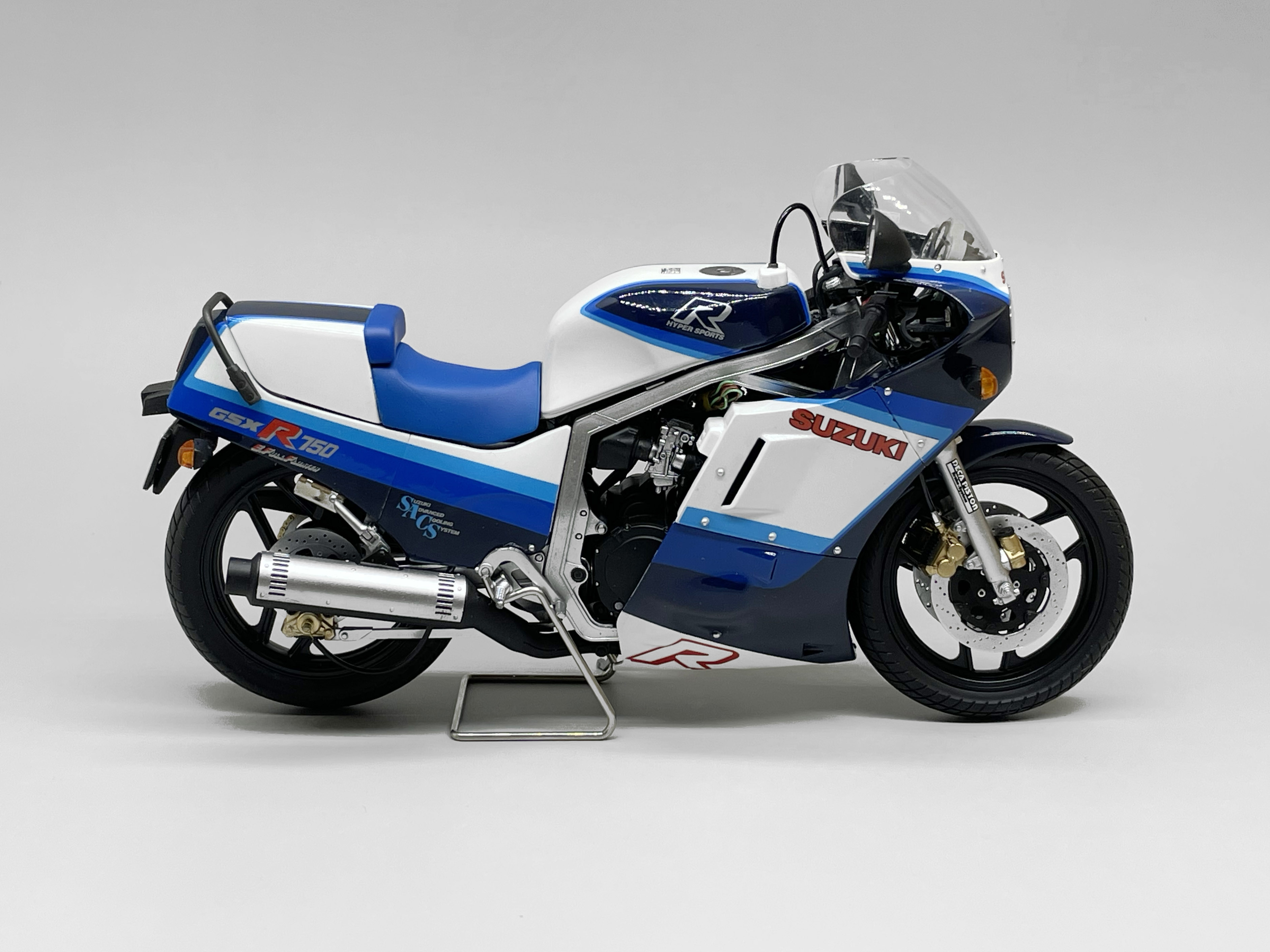 优享资讯 摩托车模型分享 1 12 Suzuki Gsx R750