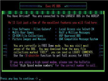 在 90 年代，诸如 ExecPC 的 BBS 系统十分流行。人们可以在上面分享免费游戏及共享游戏，如《毁灭战士》（Doom）。