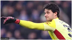 看足球，学英语