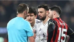 看足球，学英语