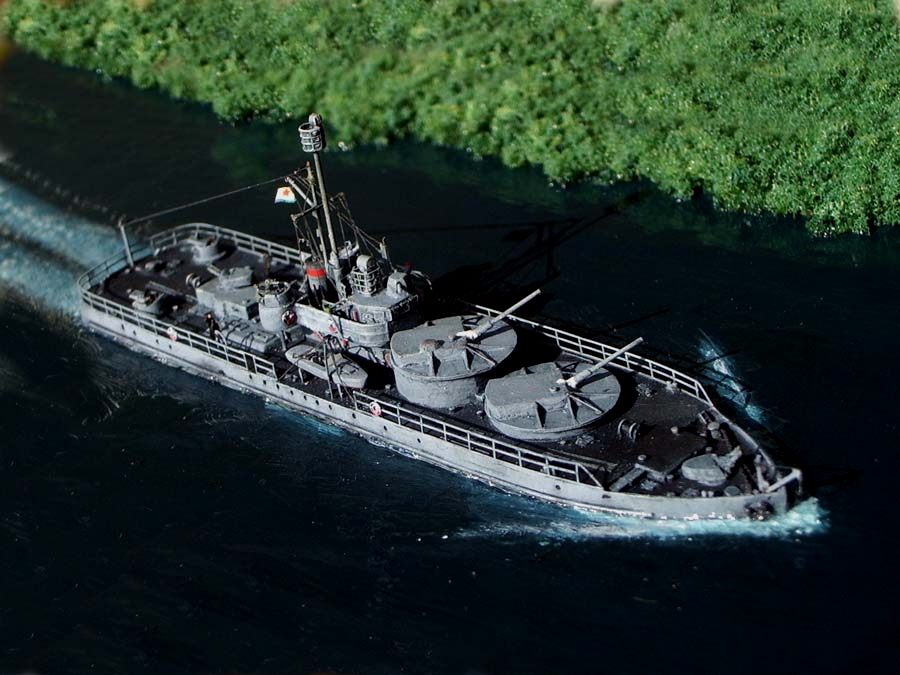 Udarnyi级浅水重炮舰