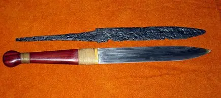 维京海盗的Seax短剑和复制品