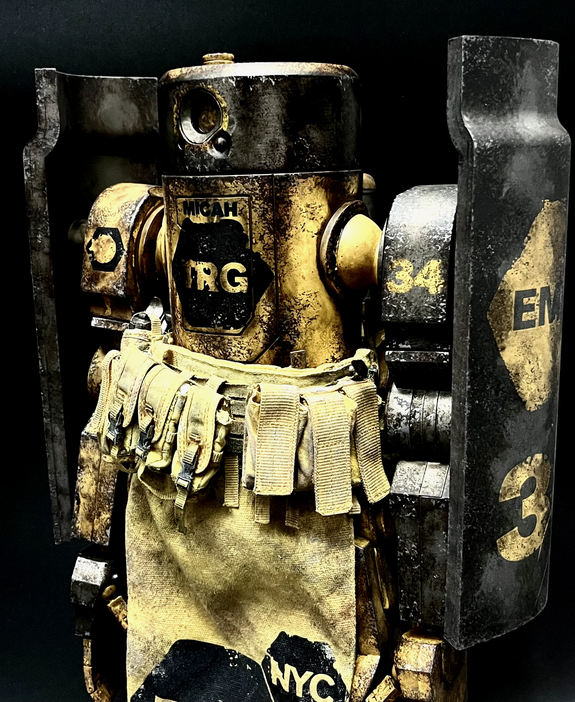ThreeA 1/6 EMGY Caesar 今日带来EMGY合集的最后一款“大家伙”1/6 凯撒。... | 机组 | 机核 GCORES