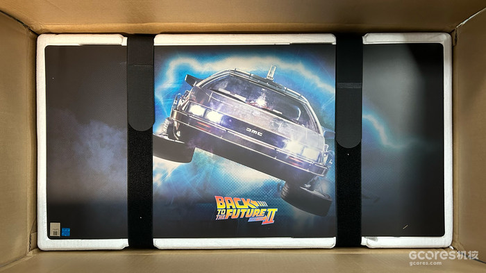 最经典的时光机归来,超大的1:6载具!HotToys《回到未来2》德罗宁时光车 最经典的时光机归来,超大的1:6载具!HotToys《回到未来2》德罗宁时光车