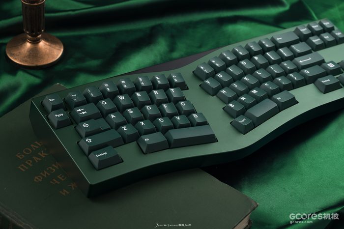 客制化键盘丨购买观望:剪叉新结构以及多款套件简评 客制化键盘丨购买观望:剪叉新结构以及多款套件简评