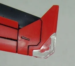 航向灯的红色/绿色需要自行涂装