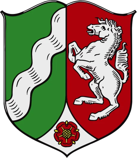 北莱茵·威斯特法伦州的徽章，它是旧普鲁士的莱茵省北部的一部分和威斯特法伦省组合而来的，左边的图案自然是绿野上的莱茵河，右边的就是威斯特伐利亚的萨克森骏马