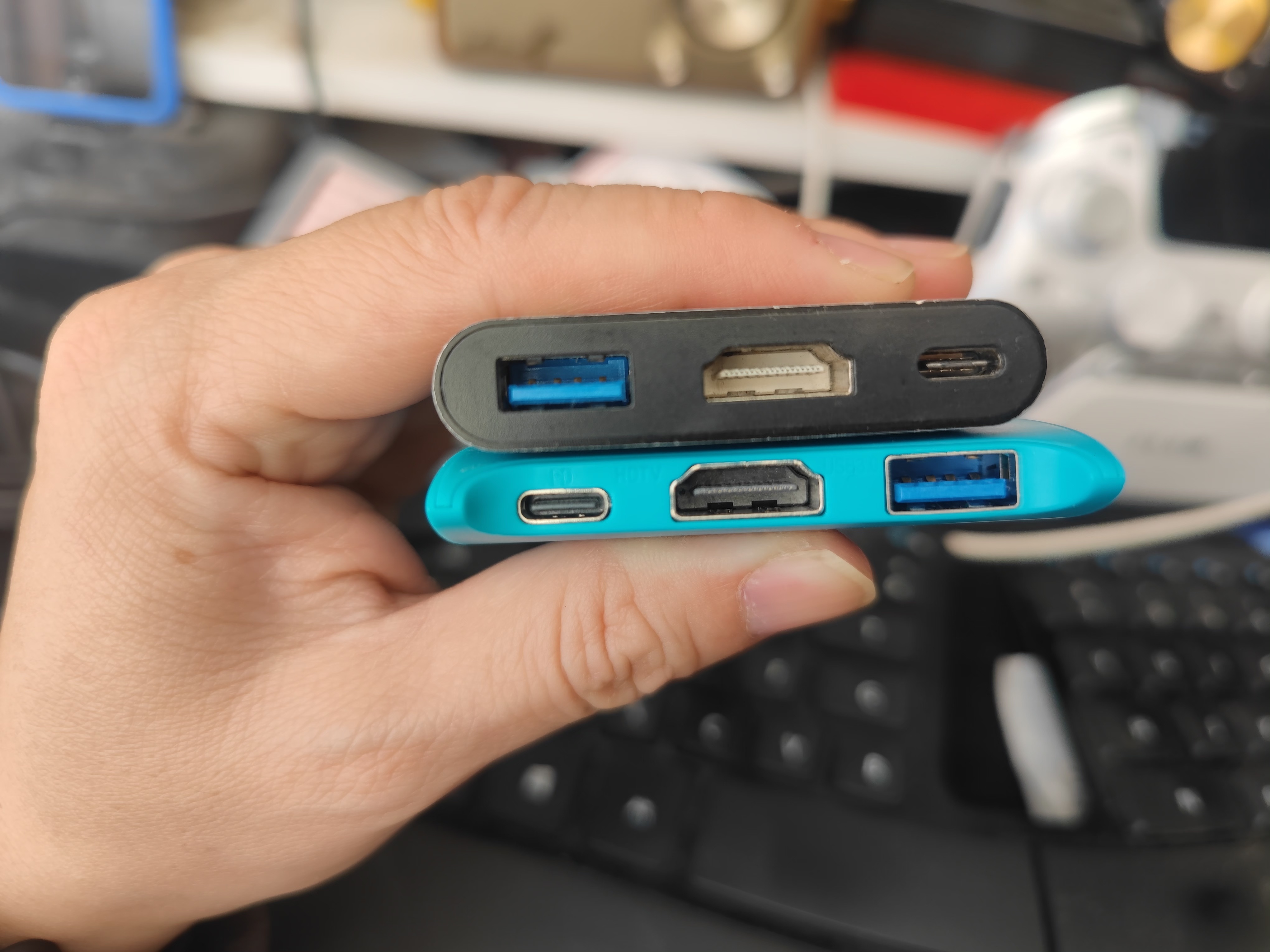 不到5元的Switch便携底座炸了我都说它响