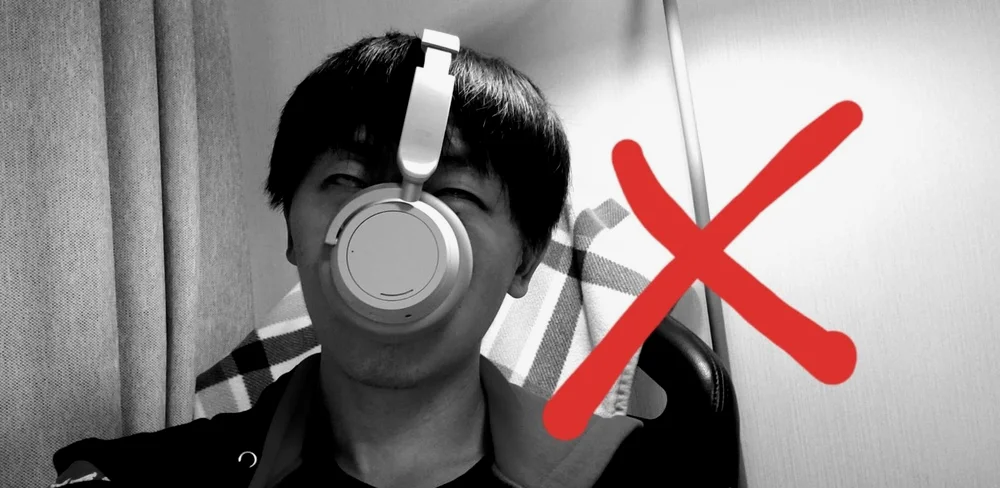做自己生命的导演，微软耳机如图佩戴真的无法呼吸！