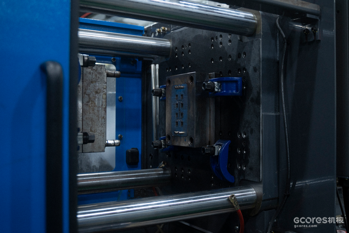 客制化键盘丨购买观望:剪叉新结构以及多款套件简评 客制化键盘丨购买观望:剪叉新结构以及多款套件简评