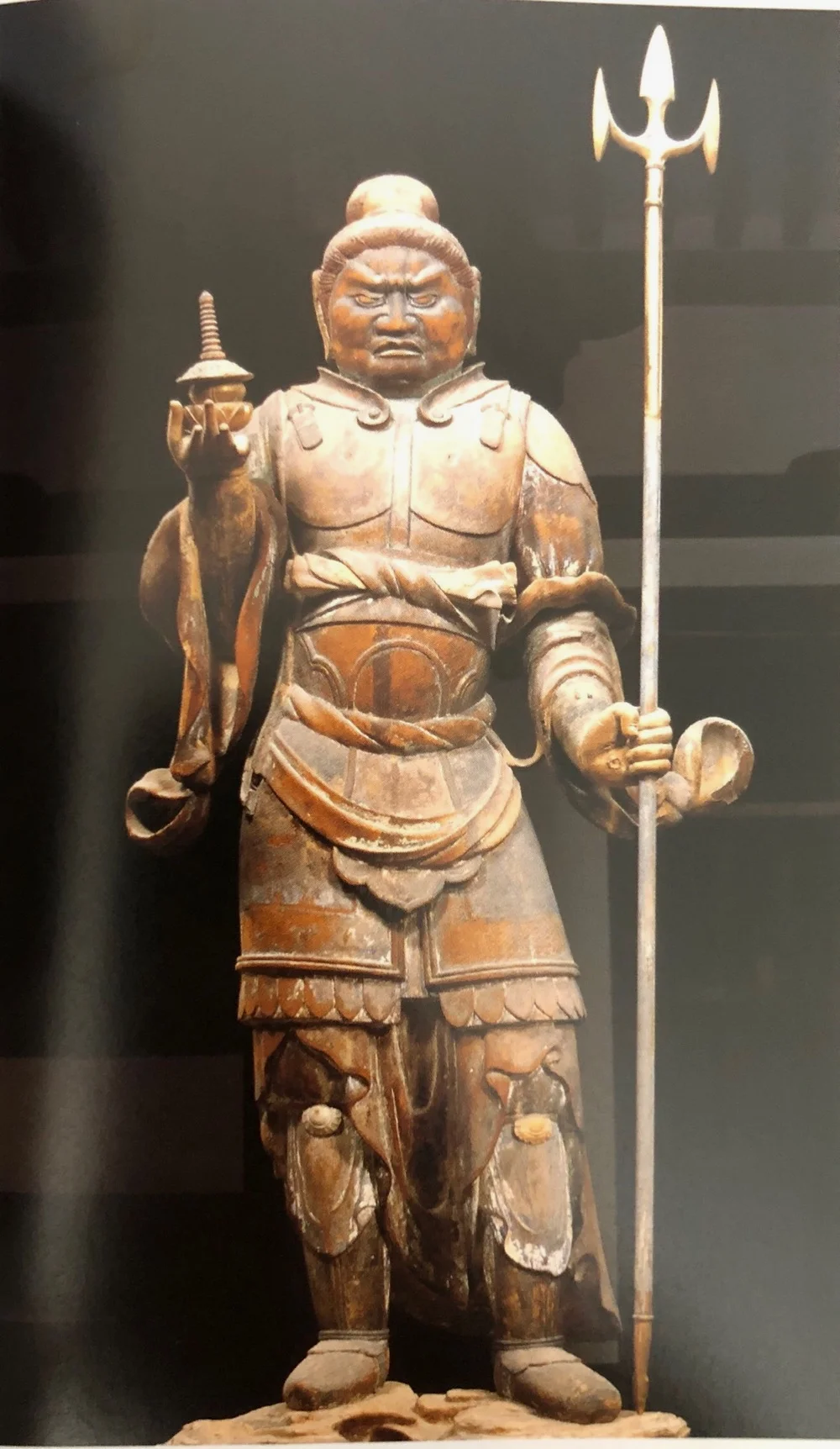 唐招提寺・多聞天像（8世紀後半）