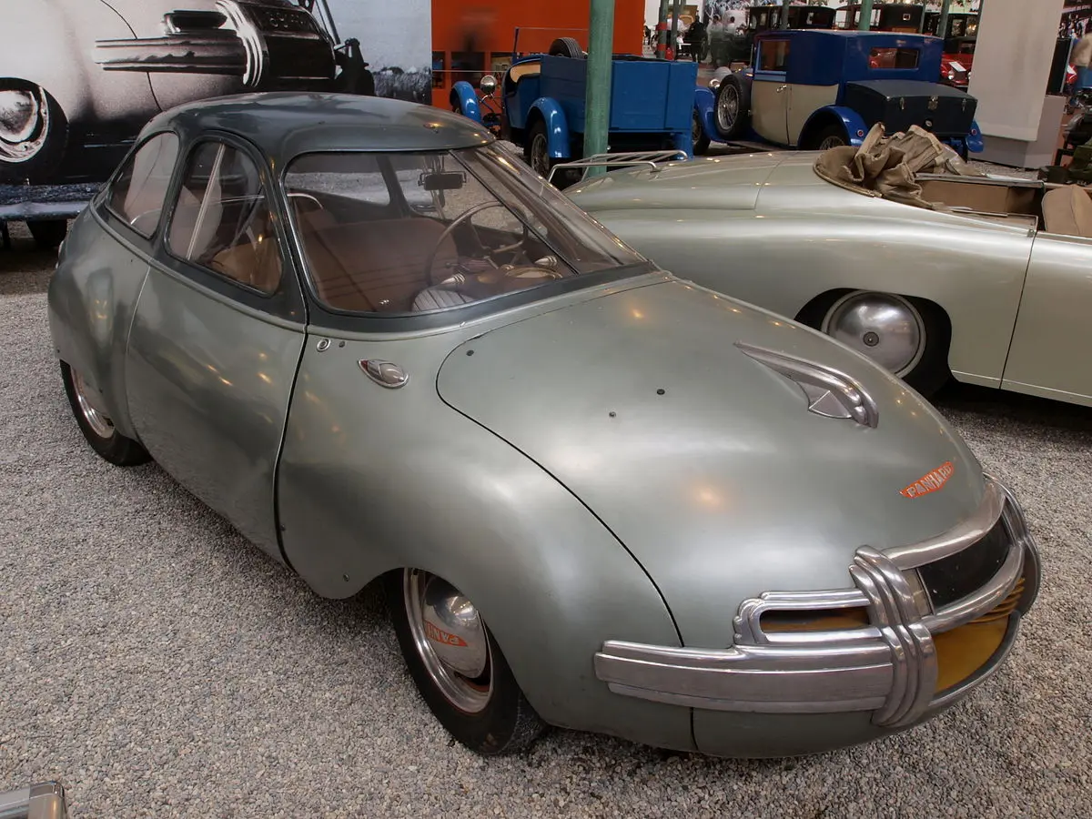 Panhard-Levassor_Dynavia1948