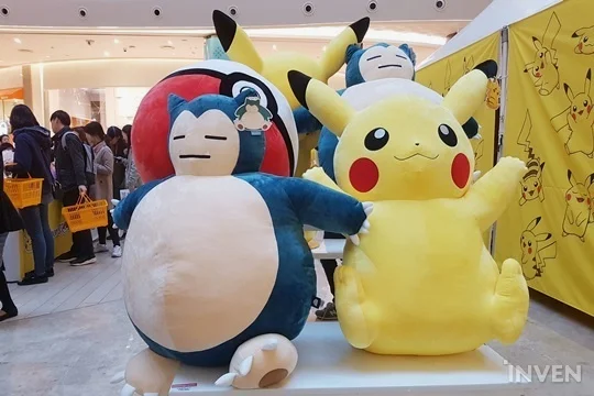 特设商店内各式商品
