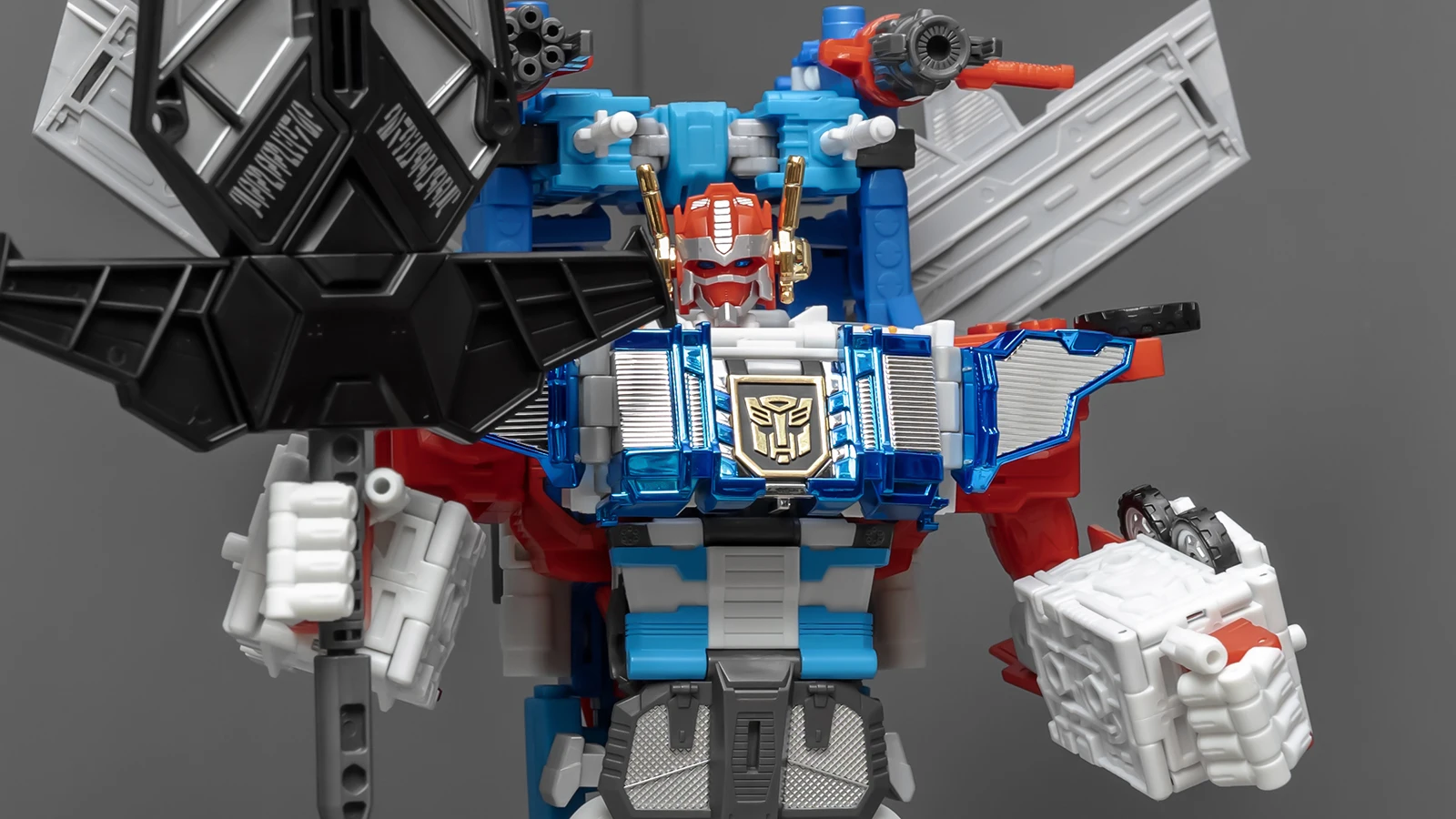 穿越时光，从等待到把玩：变形金刚众筹版火马合体套装| 机核GCORES