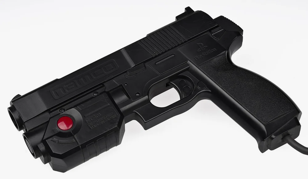 南梦宫Namco给PlayStation搞的枪 GunCon