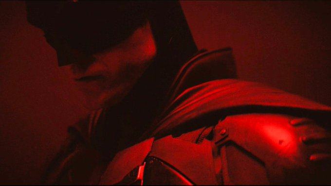 新版《蝙蝠侠》放出试镜片段，罗伯特·帕丁森穿上蝙蝠衣了！