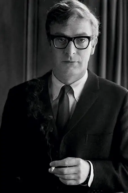 Terry O'Neill 镜头中的迈克尔·凯恩