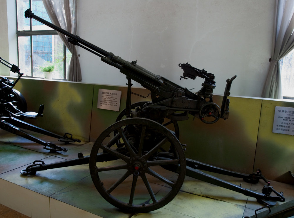 中国人民革命军事博物馆的98式，没有装弹匣