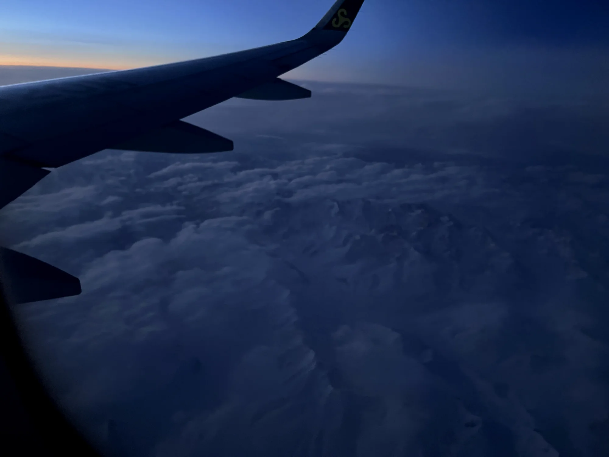 飞机上看祁连山脉