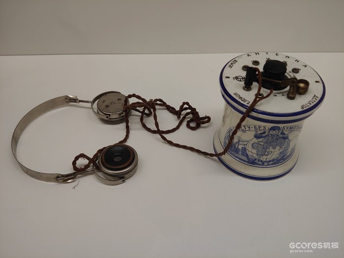 《从呼捷玛斯到未来图景》:记中国国际设计博物馆苏俄设计历史展