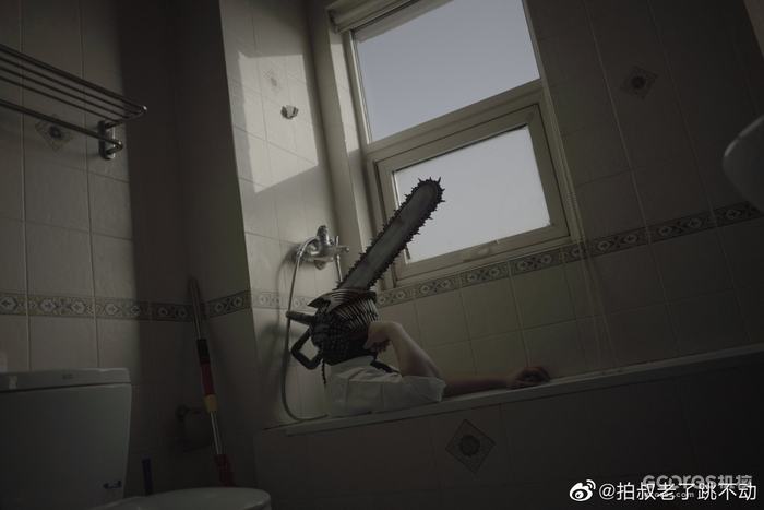 好耶,我做了《电锯人》中电锯人的电锯头
