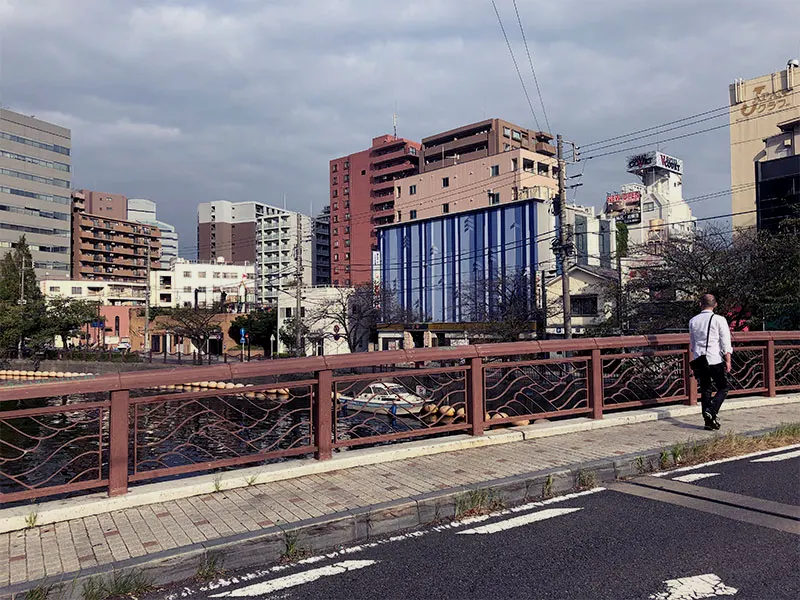 在宫川桥上眺望远方，试玩版游戏中有这个场景