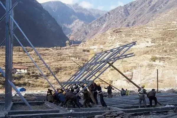 谢英俊先生的四川地震区可持续永久农宅