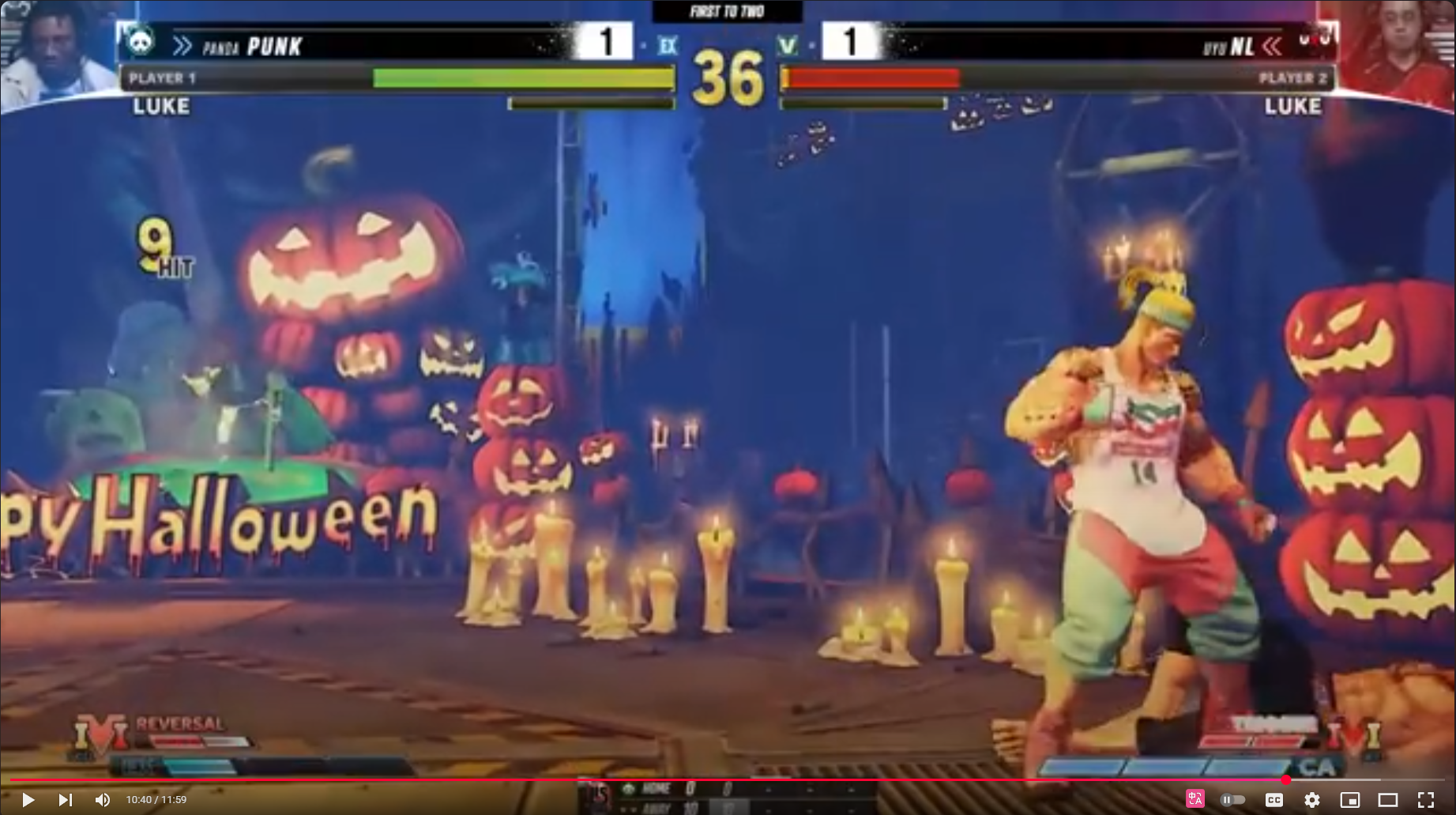  punk抓住机会将nl关进板边，但最后连招失误让nl保留一线生机