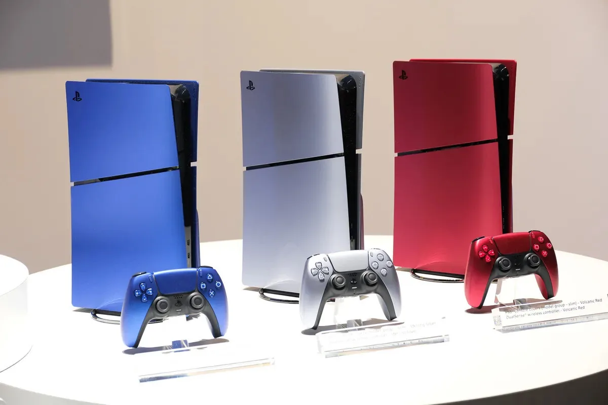 索尼在CES 2024上展示了三种PS5 Slim的新配色