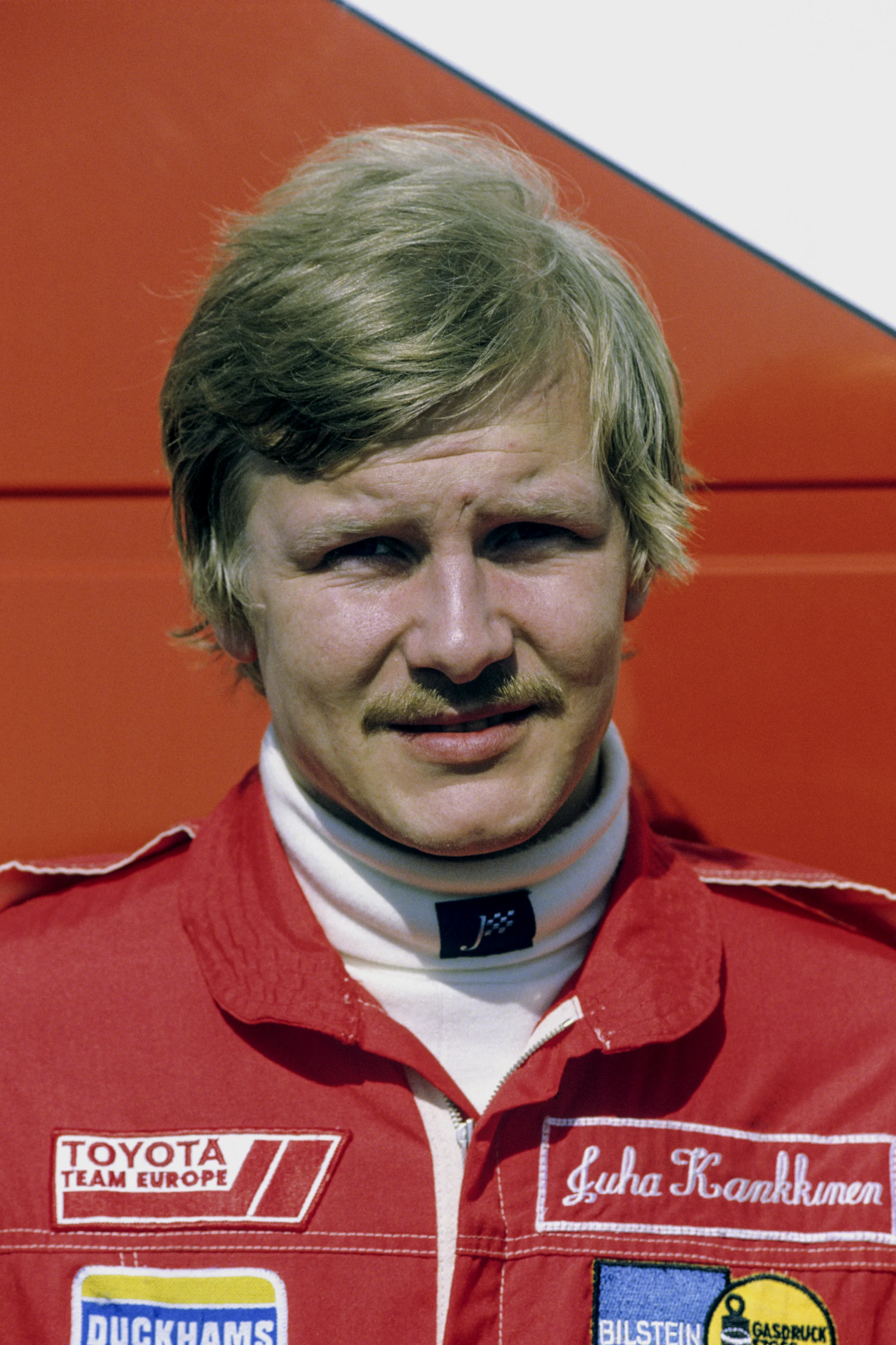 芬兰飞人尤哈·坎库宁，1979年开始征战WRC，赛车生涯至2002年结束，共参加161场WRC比赛，取得23场胜利，700个赛段头名，1136分和4次世界冠军（1986年、1987年、1991年、1993年WRC冠军）
