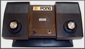 PONG (model C-100)Atari的第一个版本，只有一个游戏PONG