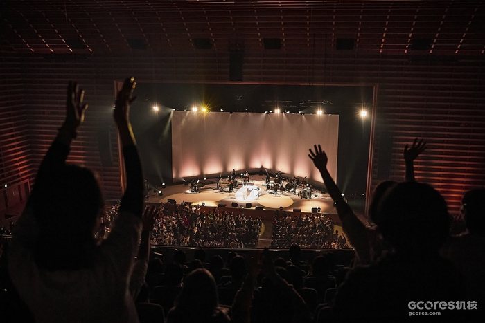 想要将“感谢”的情谊传达到各位的心中:机核网专访日本声优兼歌手坂本真绫 想要将“感谢”的情谊传达到各位的心中:机核网专访日本声优兼歌手坂本真绫