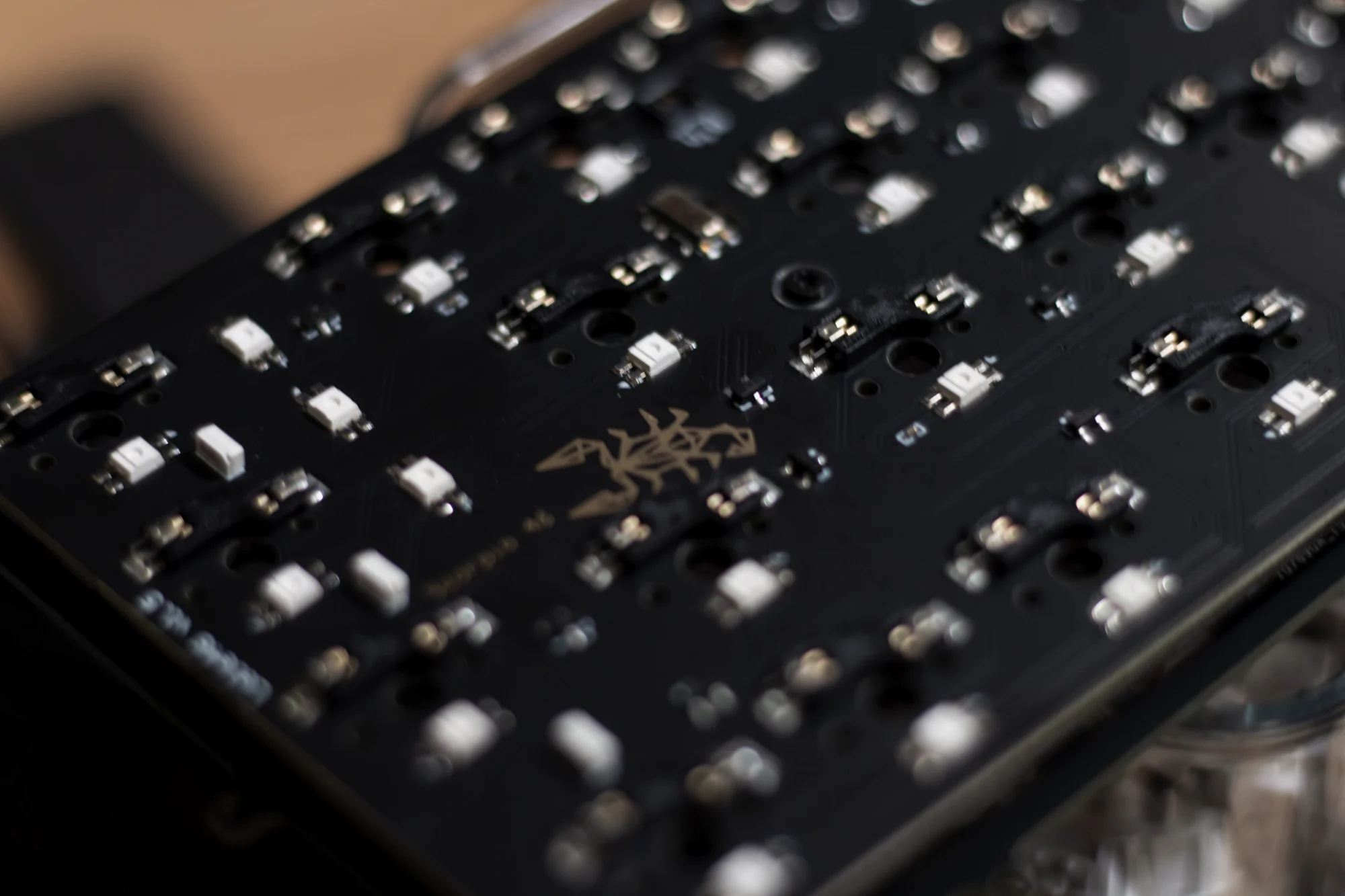 pcb背面的蝎子印花