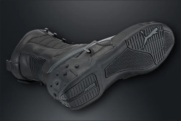 PUMA Sneaking Boots 售价：60000日元（约3162元人民币）