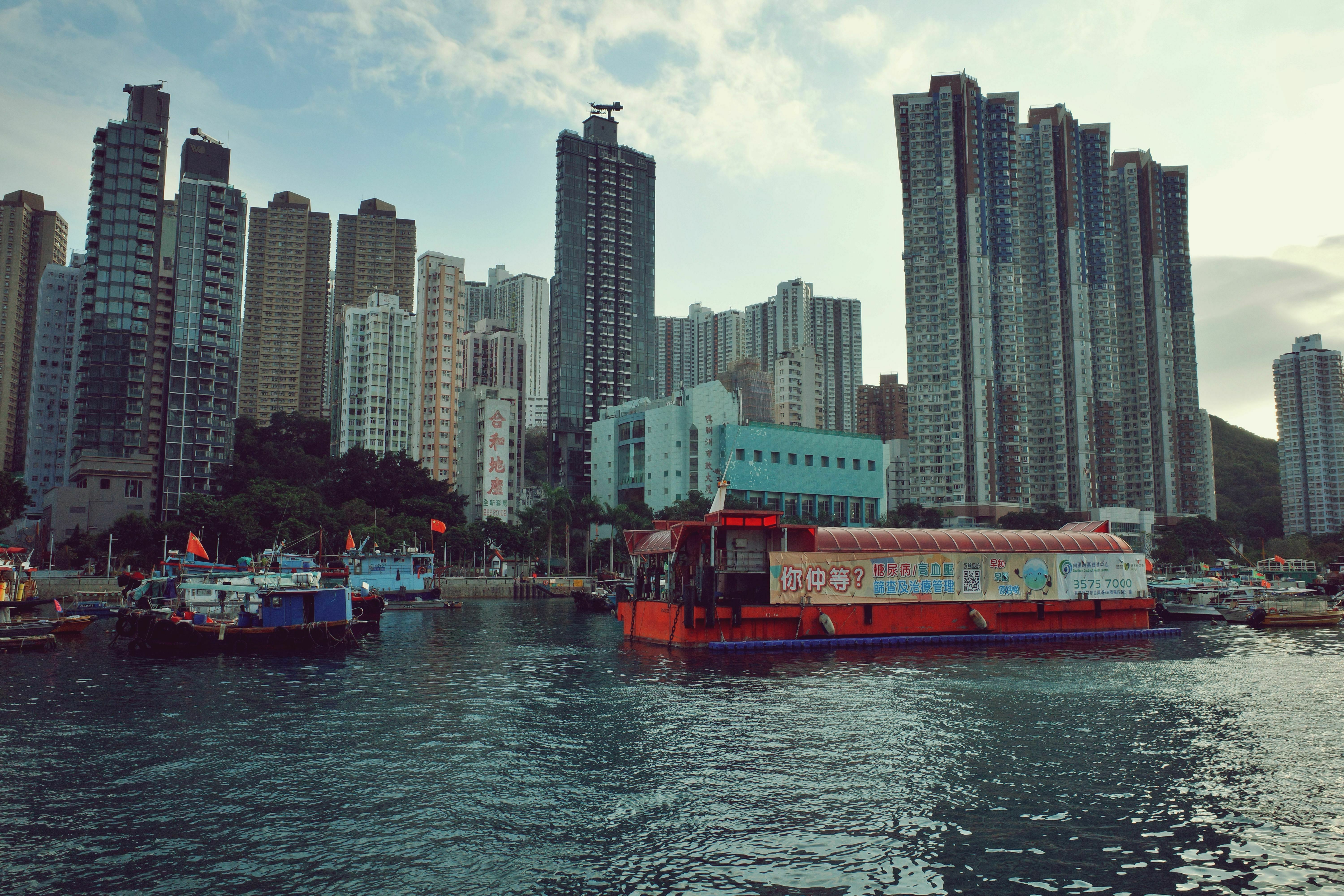 一路对望两岸