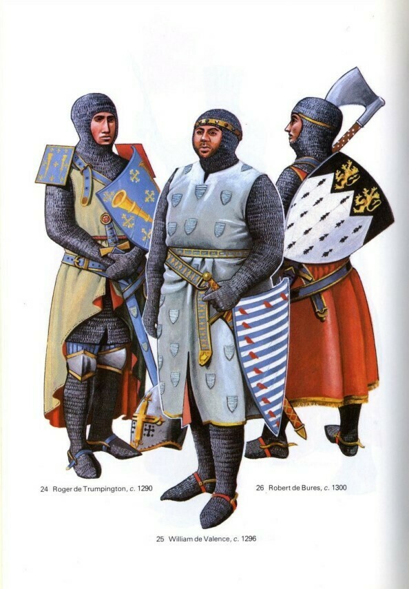 在13世纪末期，可以看到左侧骑士的肩部开始出现板状的小型护肩结构